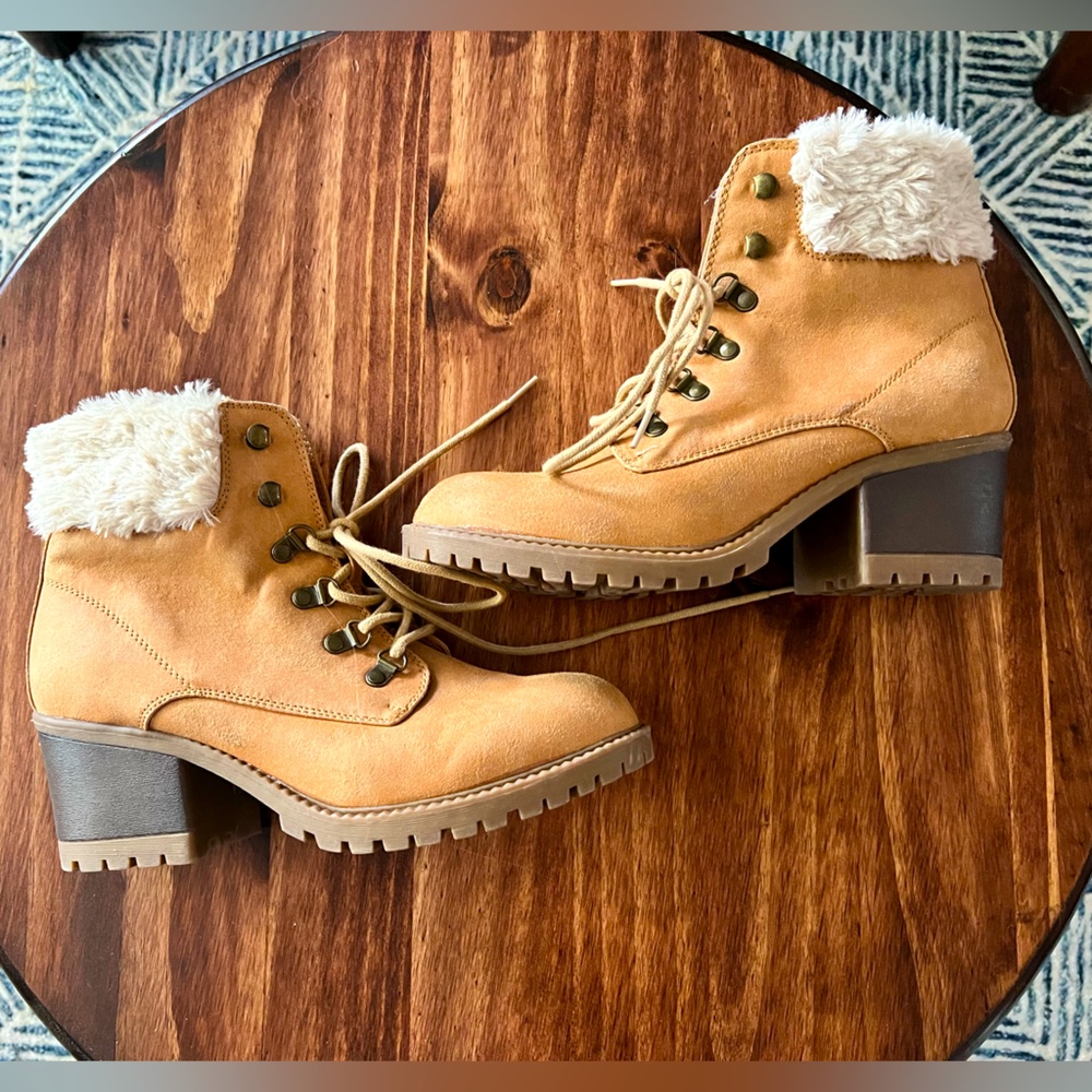 White Mountain Cliffs by Tori Women's Ankle Booties Color- Wheat. Cuffed ankle.